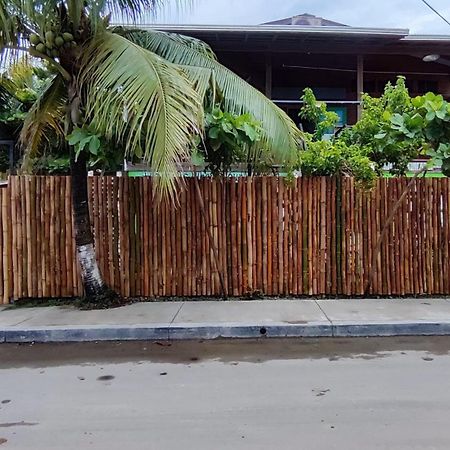 Bambu Lounge Bocas Hostel ボカス・タウン エクステリア 写真